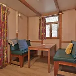 Wecamp Pedraforca 홀리데이파크 Saldés