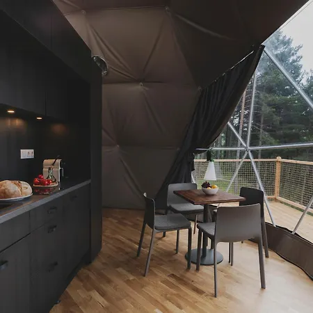Wecamp Pedraforca ホリデーパーク Saldés